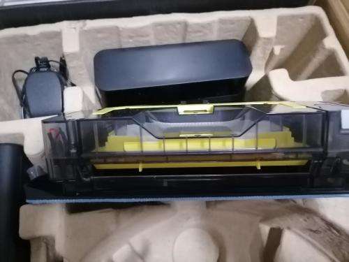 *TOP OF THE RANGE*BRAND NEW TAURUS HOMELAND LAZER SMART ROBOT VAC/MOP/REMOTR*R9000 RETAIL*