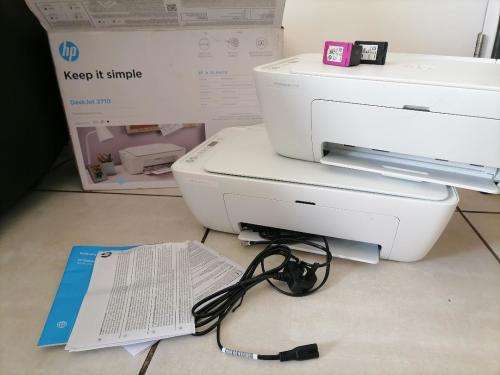 *WOW R30 FREIGHT*2 X HP 2710 WIFI PRINTERS*BOTH HAVE INK/ONE BOX*FLASHING LIGHT*ONE BID FOR BOTH**