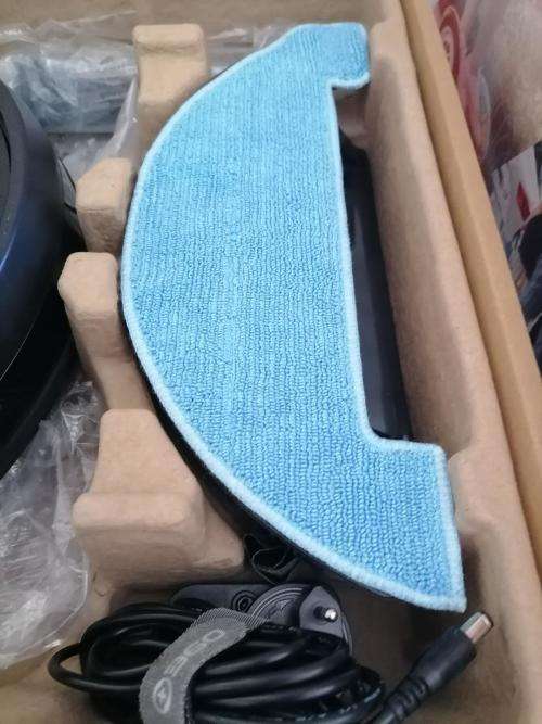 *LATE ENTRY***WOW R30 FREIGHT*DEMO 360 ROBOT VACUUM/MOP C50 WITH MOP/REMOTE*R3000 RETAIL