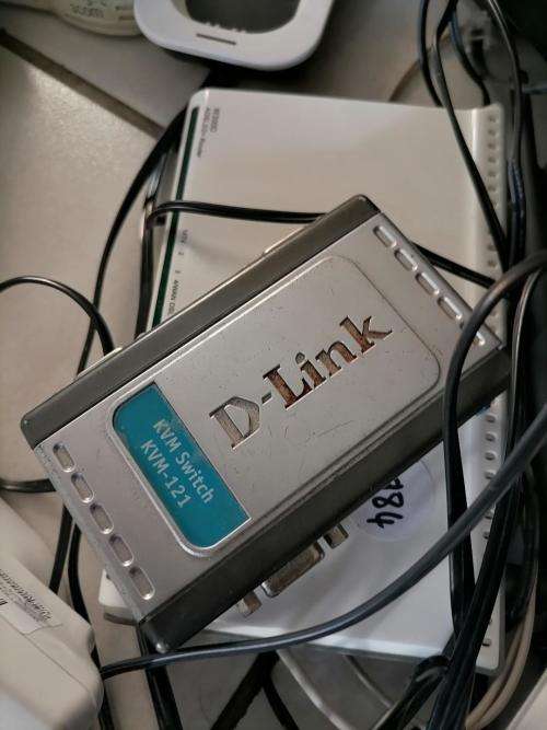 **WOW R30 FREIGHT*BULK LOT OF ELECTRONICS*PHONES,PRINTER,ROUTERS,SURGE PLUGS ETC ETC**