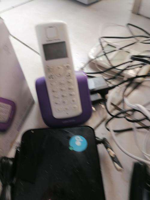 **WOW R30 FREIGHT*BULK LOT OF ELECTRONICS*PHONES,PRINTER,ROUTERS,SURGE PLUGS ETC ETC**