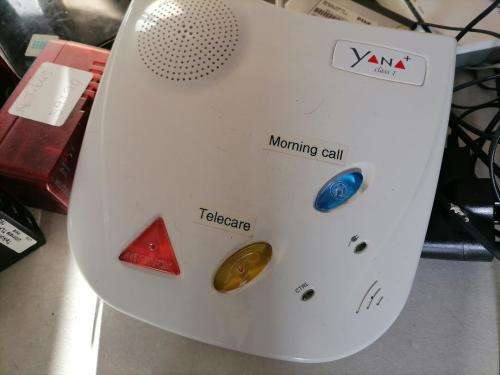 **WOW R30 FREIGHT*BULK LOT OF ELECTRONICS*PHONES,PRINTER,ROUTERS,SURGE PLUGS ETC ETC**