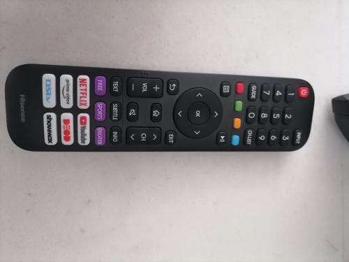 *WOW R30 FREIGHT**HISENSE  32A4G HD SMART TV + REMOTE IN BOX(BLANK SCREEN)****