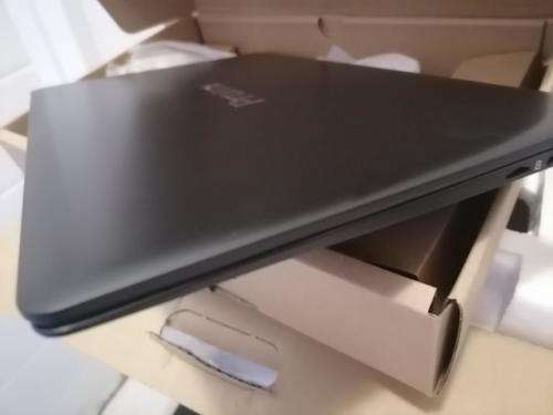 *ONLY R30 FREIGHT***PROLINE V146SH LAPTOP IN BOX WITH CHARGER(BLANK SCREEN)*R4200 IN STORE*