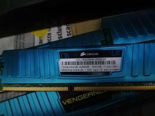 **WOW R30 FREIGHT*MONSTER MACHINE*CORSAIR PC,AMD PHENOM II, 16GB ,MSI GPU,MILITARY CLASS *AS IS**