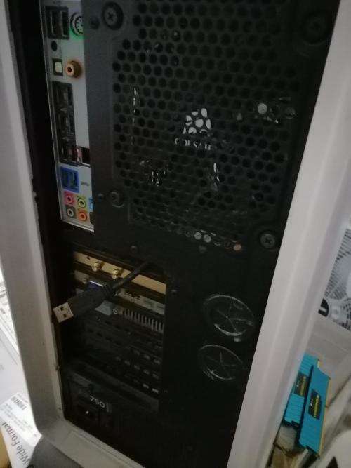 **WOW R30 FREIGHT*MONSTER MACHINE*CORSAIR PC,AMD PHENOM II, 16GB ,MSI GPU,MILITARY CLASS *AS IS**