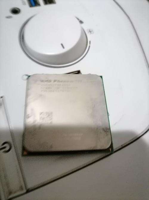 **WOW R30 FREIGHT*MONSTER MACHINE*CORSAIR PC,AMD PHENOM II, 16GB ,MSI GPU,MILITARY CLASS *AS IS**