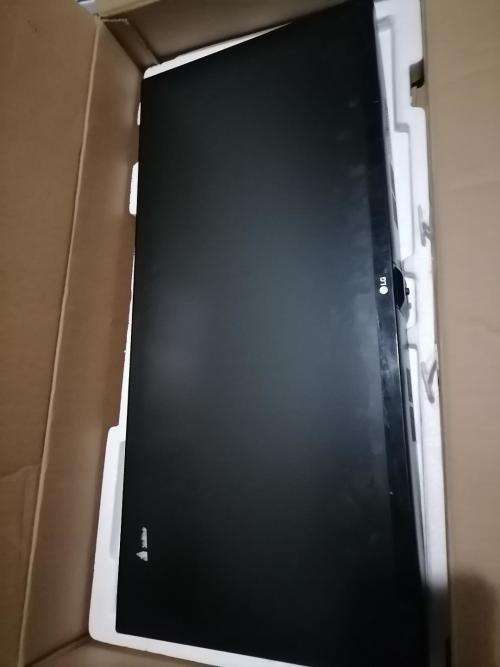 *LATE ENTRY*WOW R30 FREIGHT*UNTESTED*LG 25INCH  ULTRA WIDE MONITOR IN BOX*NO POWER CORD*NOT TESTED**