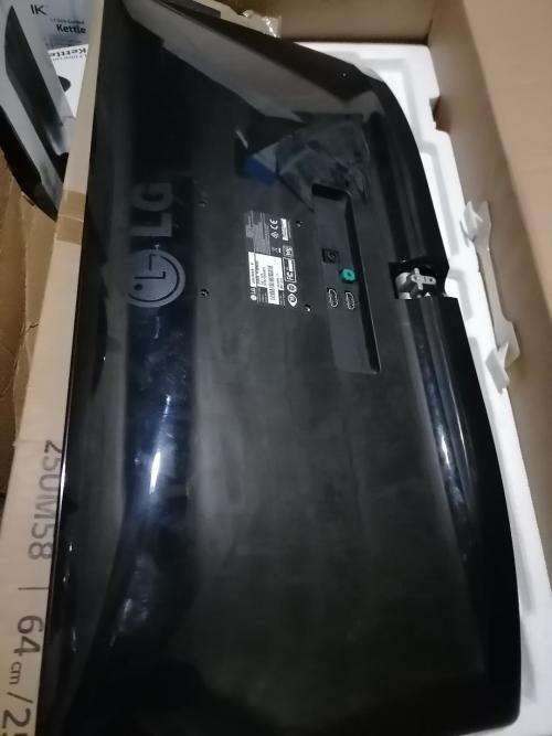 *LATE ENTRY*WOW R30 FREIGHT*UNTESTED*LG 25INCH  ULTRA WIDE MONITOR IN BOX*NO POWER CORD*NOT TESTED**