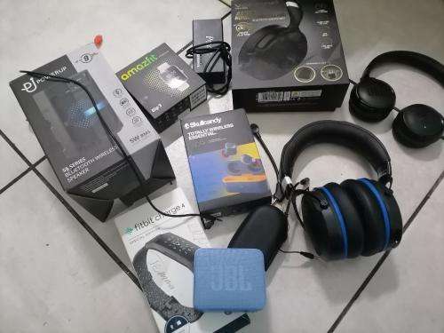 **LUCKY DIP**WOW R30 FREIGHT***BULK LOT OF FAULTY ELECTRONICS*ONE BID FOR THE LOT**