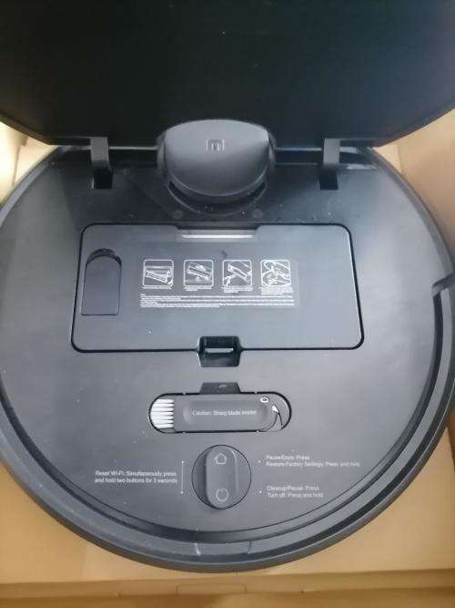 *MONTH END DEALS*R30 FREIGHT*MI ROBOT VAC/ MOP PRO IN BOX WITH DOC STATION(ERROR)*R8300 IN STORE**