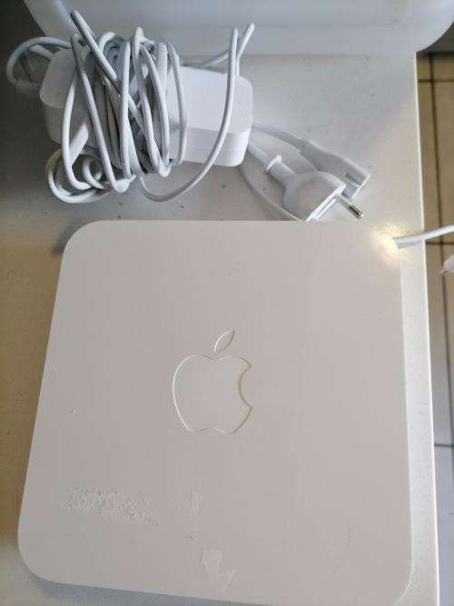 *FLASH FRIDAY DEALS*R30 FREIGHT*APPLE AIRPORT EXTREME  BASE STATION*A1408*UNTESTED**