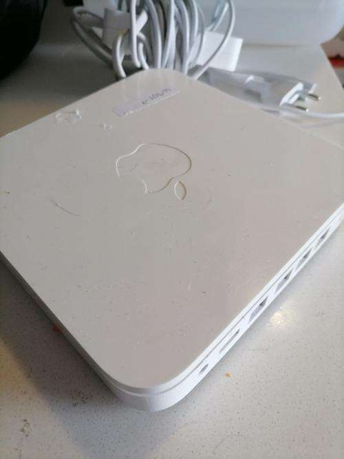 *FLASH FRIDAY DEALS*R30 FREIGHT*APPLE AIRPORT EXTREME  BASE STATION*A1408*UNTESTED**