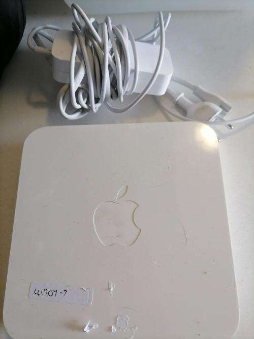 *FLASH FRIDAY DEALS*R30 FREIGHT*APPLE AIRPORT EXTREME  BASE STATION*A1408*UNTESTED**