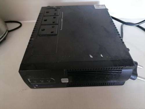 *FLASH FRIDAY DEALS*R30 FREIGHT*TESKOM 2.4KVA INVERTER*POWERS ON/NOT TESTED FURTHER)**