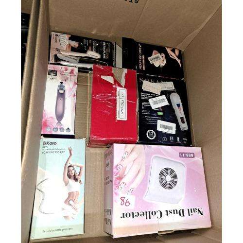 *CHRISTMAS IN JULY**R30 FREIGHT*LUCKY DIP*BULK LOT OF UNTESTED ELECTRONICS*ONE BID FOR THE LOT*