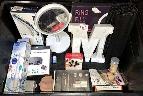 *CHRISTMAS IN JULY**R30 FREIGHT*LUCKY DIP*BULK LOT OF UNTESTED ELECTRONICS*ONE BID FOR THE LOT*