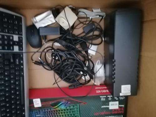 *CHRISTMAS IN JULY**R30 FREIGHT*LUCKY DIP*BULK LOT OF UNTESTED ELECTRONICS*ONE BID FOR THE LOT*