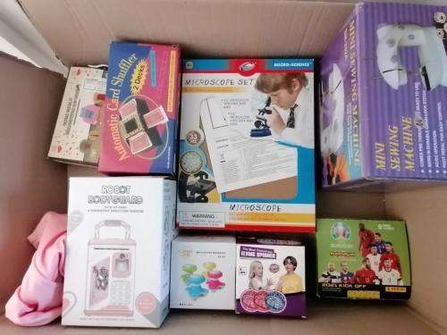 *BIRTHDAY DEALS*R30 FREIGHT*LUCKY DIP*BULK LOT OF UNTESTED TOYS ETC*ONE BID FOR THE LOT*