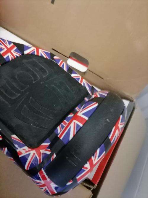 *BIRTHDAY DEALS*R30 FREIGHT*FAULTY SMART 6.5 INCH BALANCE BOARD WITH LED LIGHTS AND BT SPEAKER***