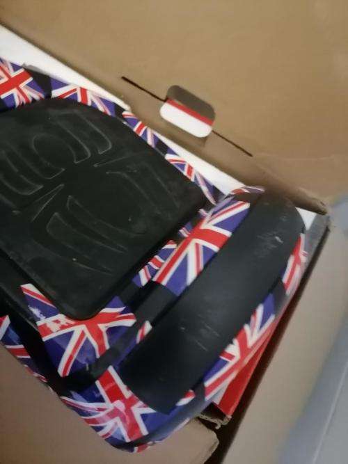 *BIRTHDAY DEALS*R30 FREIGHT*FAULTY SMART 6.5 INCH BALANCE BOARD WITH LED LIGHTS AND BT SPEAKER***