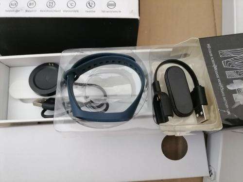 *FLASH FRIDAY DEALS**R30 FREIGHT**BULK LOT OF UNTESTED ELECTRONICS(*ONE BID FOR THE LOT*