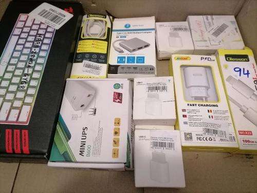 *FLASH FRIDAY DEALS*R30 FREIGHT**BULK LOT OF  UNTESTED ELECTRONICS*ONE BID FOR THE LOT*