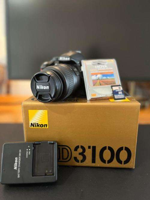 *LIKE NEW NIKON D3100 DSLR CAMERA WITH LENSE,CHARGER,MANUAL,8GB CARD,ORIGINAL BOX ETC*OVER R10 000**