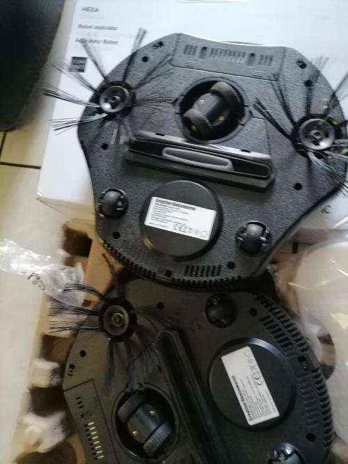 *BUY ONE GET FREE*R30 FREIGHT*DEMO TAURUS HEXA STRIKER ROBOT VACUUMS*NO CHARGES NOT TESTED**