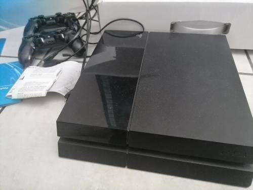 *AWESOME DEALS*R30 FREIGHT*SONY PLAYSTATION 4 IN BOX+2 CONTROLLERS+10 GAMES*ONE BID FOR THE LOT**