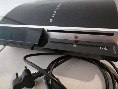 *FLASH FRIDAY DEALS*R30 FREIGHT*SONY PLATSTATION 3 CONSOL, POWERS ON THE RED LIGHT COMES ON*