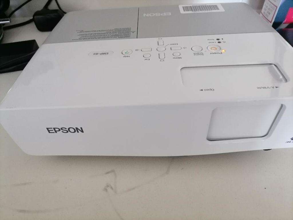 **GRAB THIS DEAL**EPSON EMP 83 LCD PROJECTOR*TOP QUALITY, WORKING 100%**