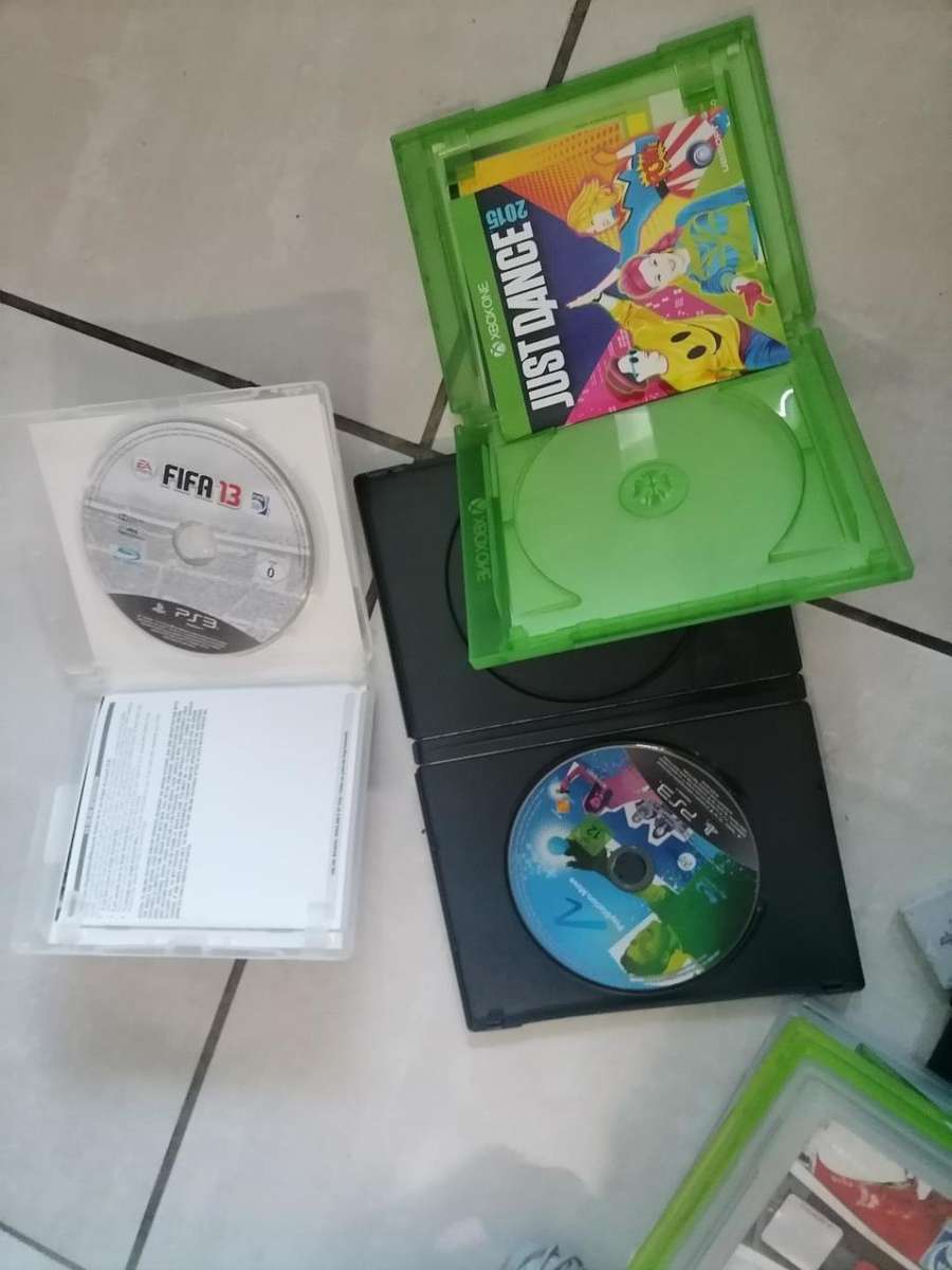 *SHOP CLOSURE*R30 FREIGHT*BULK LOT OF PLAYSTATION,XBOX,NINTENDO GAMES AND ACCESSORIES**