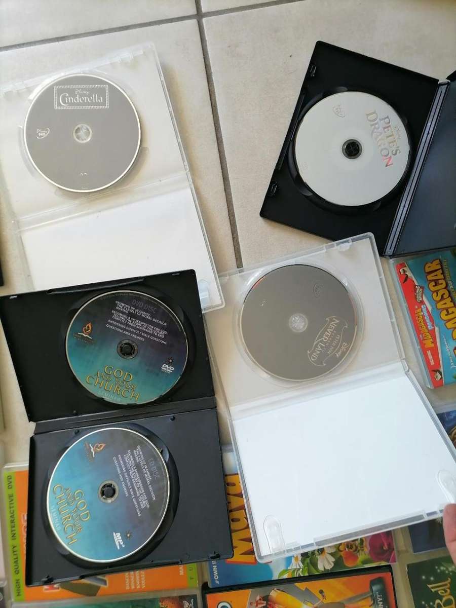 ********SHOP CLOSURE******R30 FREIGHT*BULK LOT OF KIDS DVDS***ONE BID FOR THE LOT***