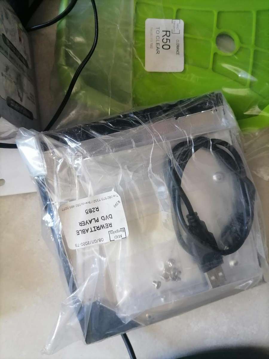 *SHOP CLOSURE*R30 FREIGHT*BULK LOT OF ELECTRONICS*XBOX REMOTES,DVS,PHONES,HEADSETS ETC ETC*