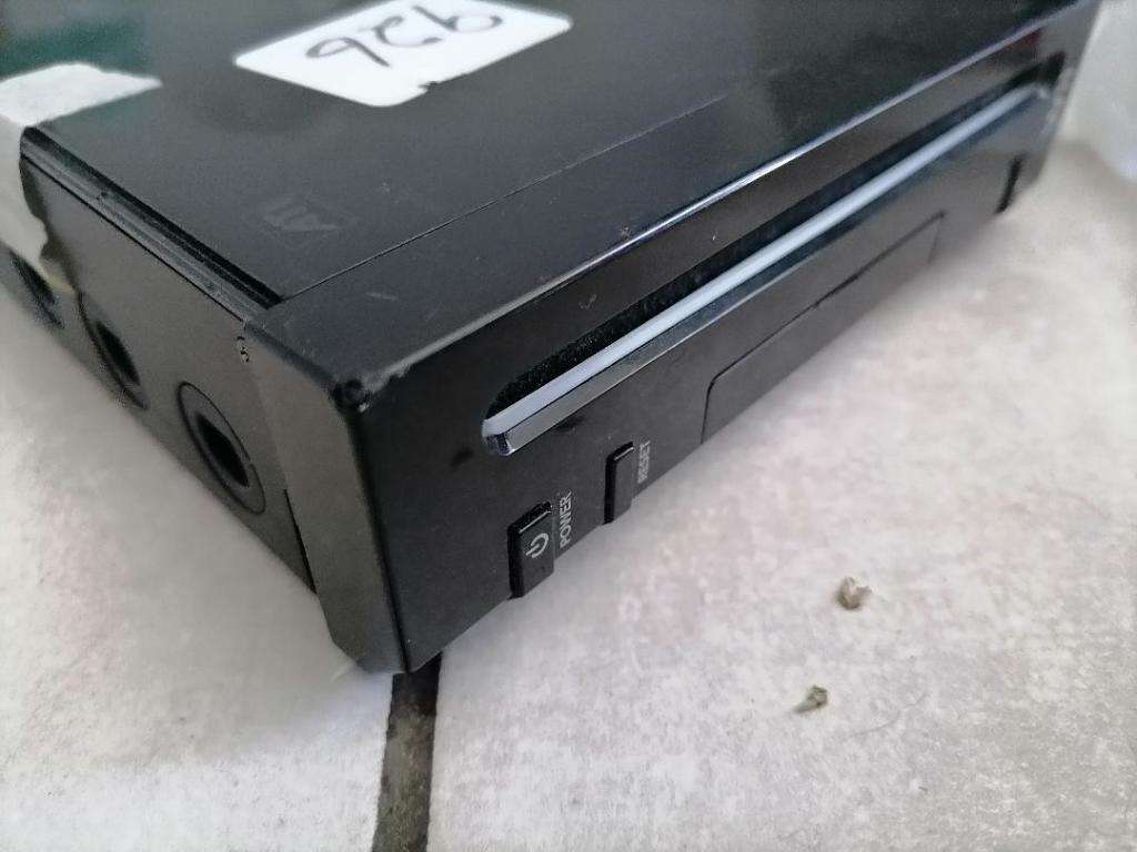 *SHOP CLOSURE*R30 FREIGHT**NINTENDO WII WITH CONSOLS,POWER CABLES,GAME ETC*POWERS ON**SOLD AS IS**