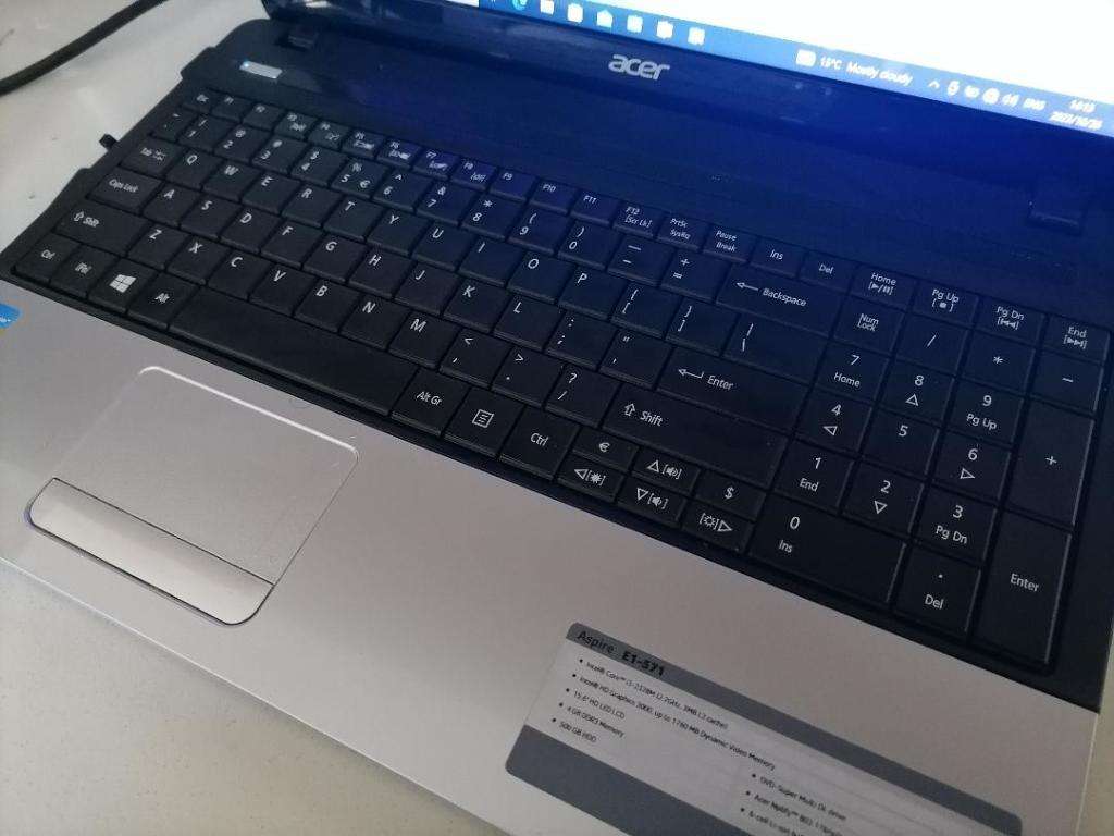 *FLASH FRIDAY SALE*R30 FREIGHT*I3 ACER ASPIRE E1-571. PERFECT CONDITION LAPTOP*4GB 500GB,W10 WIFI ET