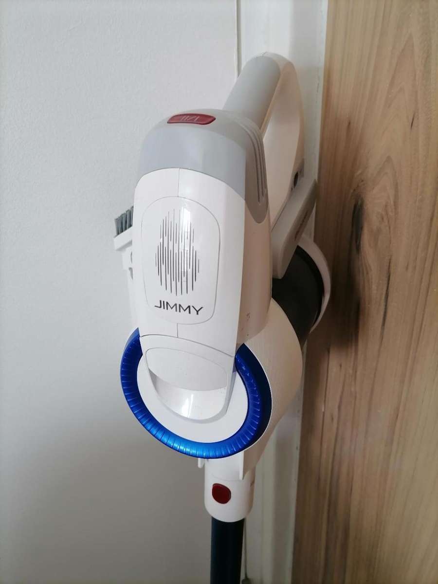 *FRESH NEW DEALS*SHOP DISPLAY ITEM*LIKE NEW JIMMY JV35 CORDLESS VACUUM WITH ATTACHMENTS*R3500 NEW**