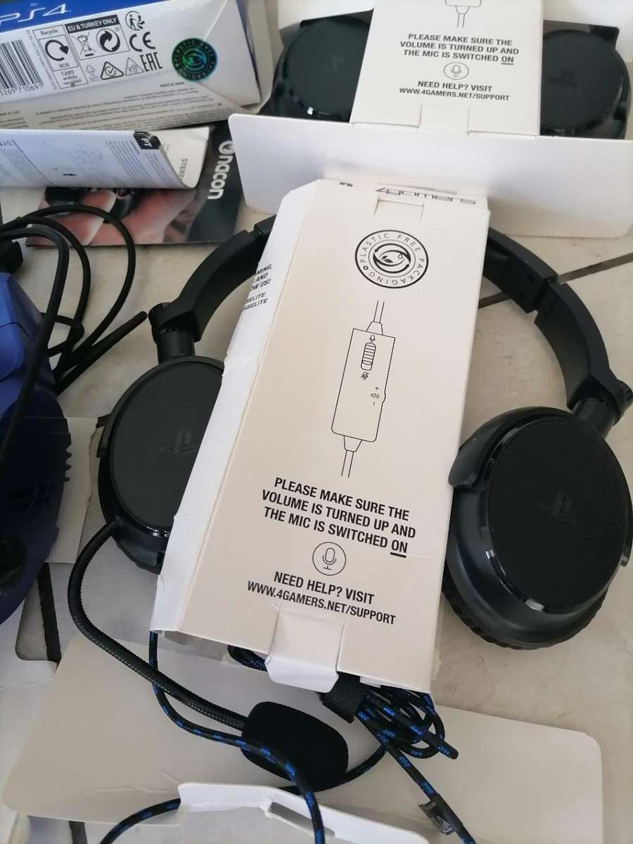 ***AWESOME DEAL*R30 FREIGHT**LOT OF 3 X SONY PLAYSTATION PS4 GAMING HEADSETS, ITEMS NEW, BOX DAMAGE*