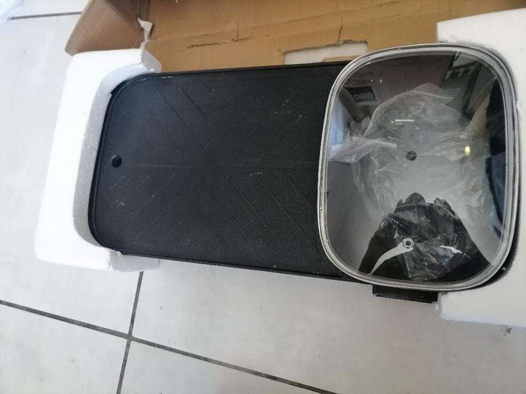 *GRAB THIS DEAL*R30 FREIGHT*DEMO FAMILY HOME BBQ AND HOTPOT 2 IN 1 IN BOX**