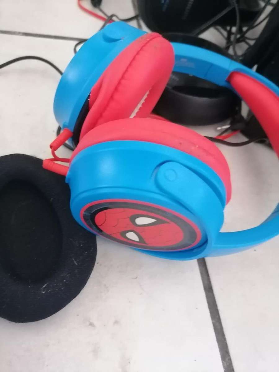 *GRAB THIS DEAL*R30 FREIGHT*LOT OF LIQUIDATION ITEMS*2 X UPS,HEADSETS,LAMINATOR**UNTESTED*