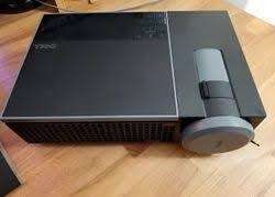 *FREE FREIGHT BLACK FRIDAY DEAL**DELL 1510X PROJECTOR. TOP QUALITY BUSINESS/CONFERENCE PROJECTOR**