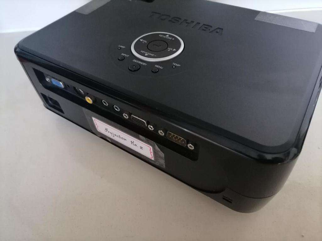 *YOUR CHRISTMAS PRESENT*R30 FREIGHT*TOSHIBA TDP-SP1 CINEMA PROJECTOR WITH POWER CORD*WORKING**