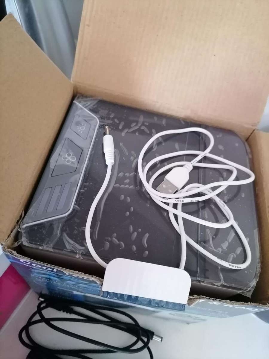 *CHRISTMAS DEAL*R30 FREIGHT*LOT OF UNTESTED ELECTRONICS*UPS,CAMING CONSOL.GPS,AIR COOLER*ONE BID LOT