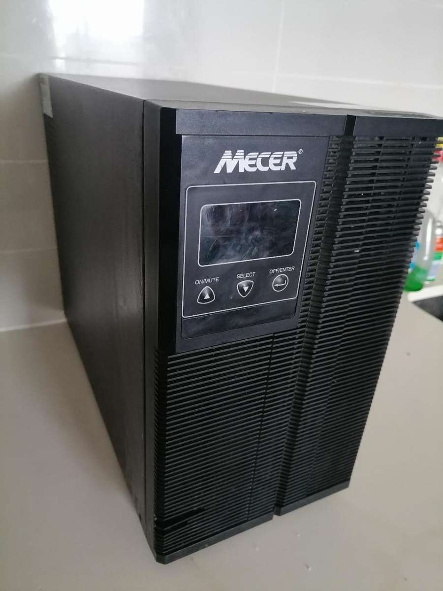 *DEALS DEALS DEALS*R30 FRIGHT* MECER ME 3000WPTU ONLINE UPS**SHOWS TP ERROR*SOLD AS IS***