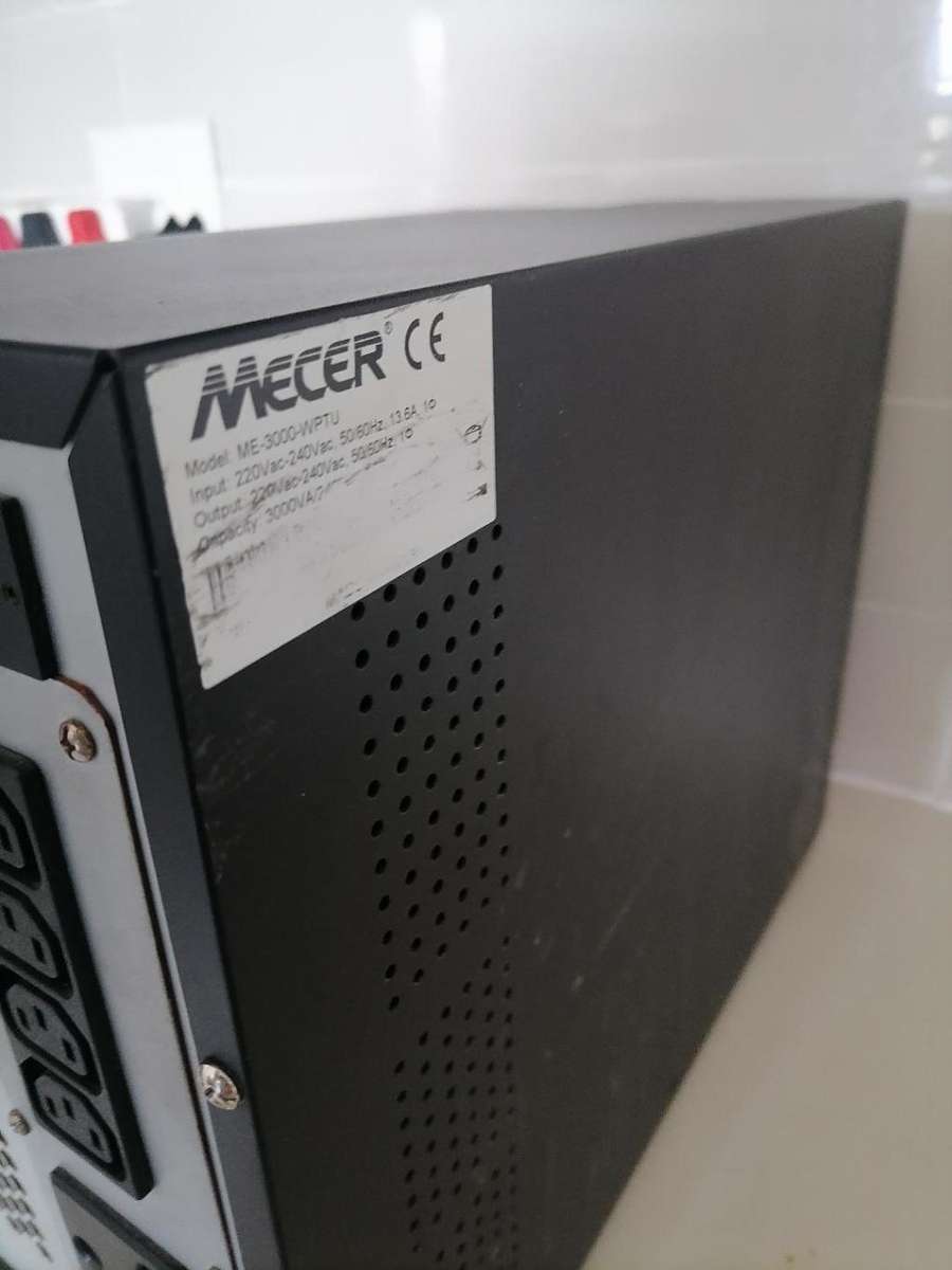 *DEALS DEALS DEALS*R30 FRIGHT* MECER ME 3000WPTU ONLINE UPS**SHOWS TP ERROR*SOLD AS IS***