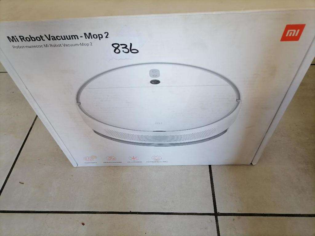 *DEALS*R30 FREIGHT*XIOMI MI MOP ESSENTIAL ROBOT VAC WITH CHARGING STATION IN BOX*NO MOP ATTACHMENT**
