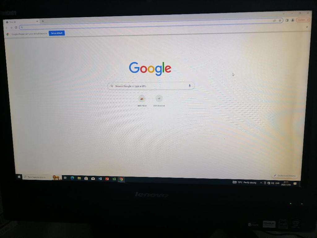 **LENOVO 24 INCH  i7 4TH GEN 8GB RAM M93Z ALL IN 1 PC,WINDOWS 10*sSLIGHT DISCOLOURATION ON RIGHT*