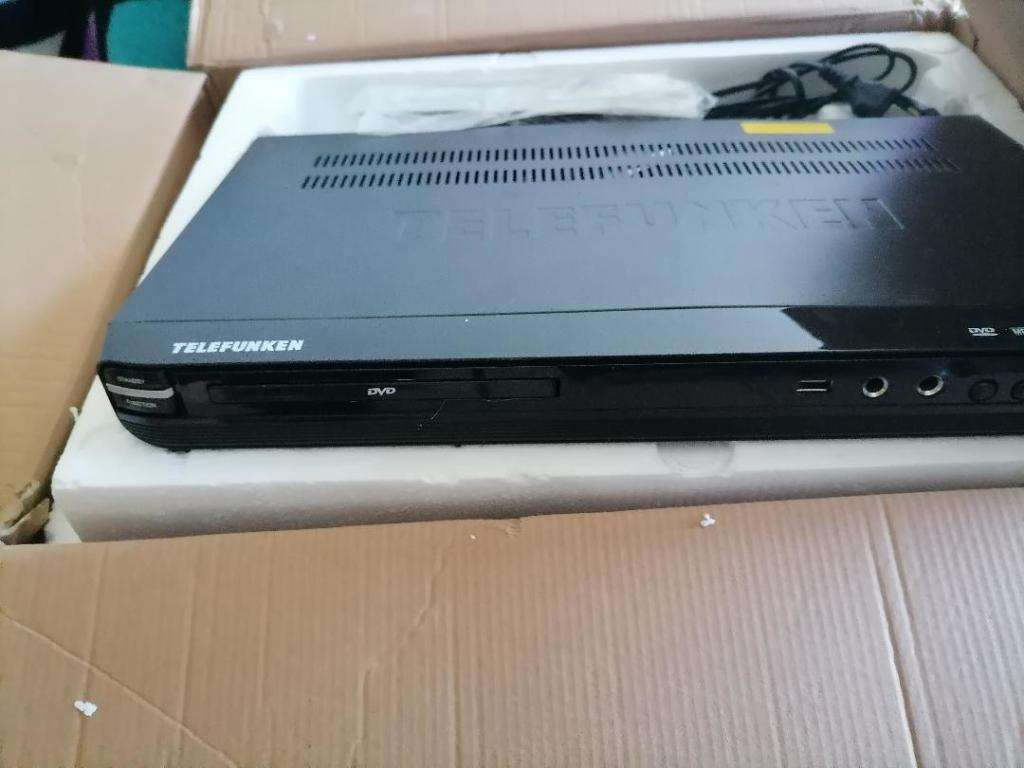 *SPOIL YOURSELF*R30 FREIGHT**DEMO TELEFUNKEN THT-608 DVD,USB,MP3 SURROUND SOUND SYSTEM*R2400 RETAIL*