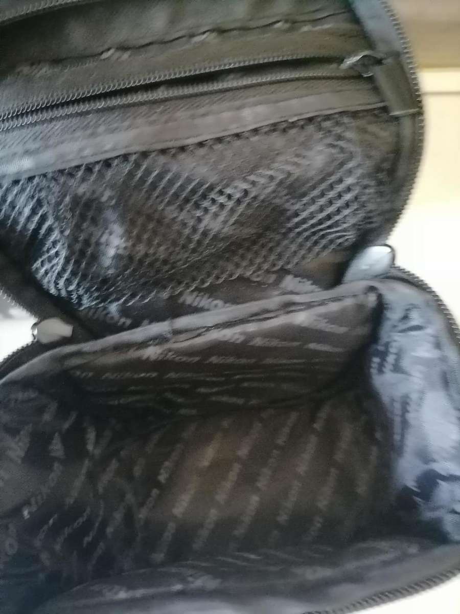 *GRAB THIS DEAL*R30 FREIGHT*NIKON COOLPIX L120 WITH NIKON BAG,64GB MEMORY CARD,MANUAL,CABLES IN BOX*